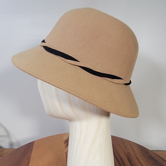 Vintage Doeskin Cloche Hat Tan Women\'s One Size Wool with Black Ribbon Winter main image 8